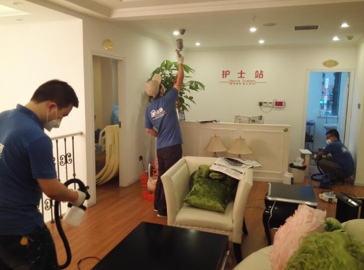 成都元辰美容醫(yī)院除甲醛治理施工展示